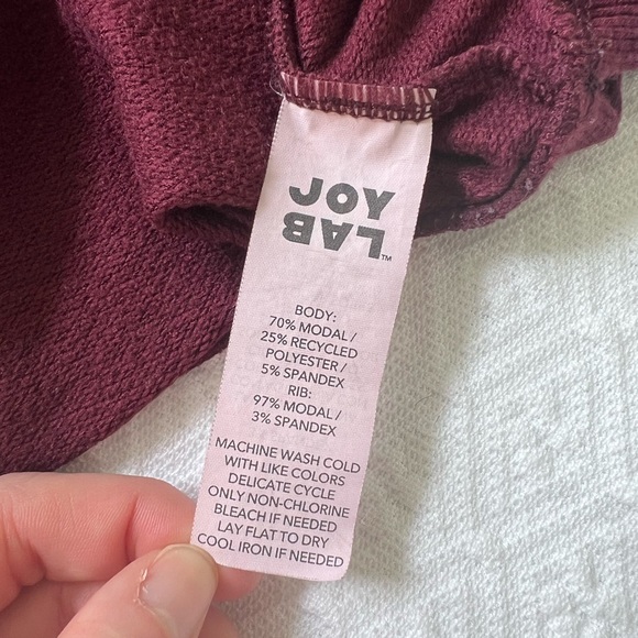 JoyLab Women’s Pullover Crop Hoodie Thumbholes Burgundy Maroon Size XL - Picture 9 of 12